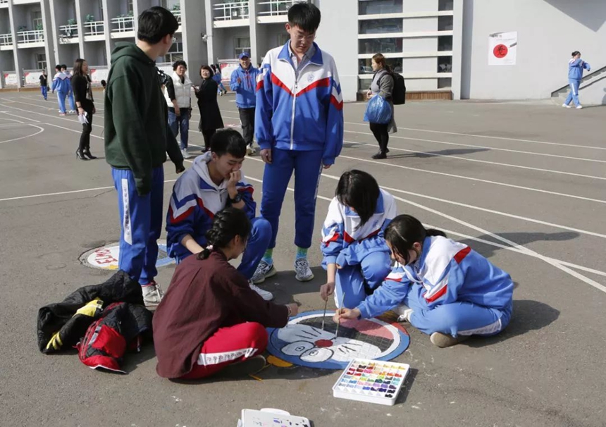 4.17我们是有态度有灵魂的井盖儿，“毓”字头的850.jpg